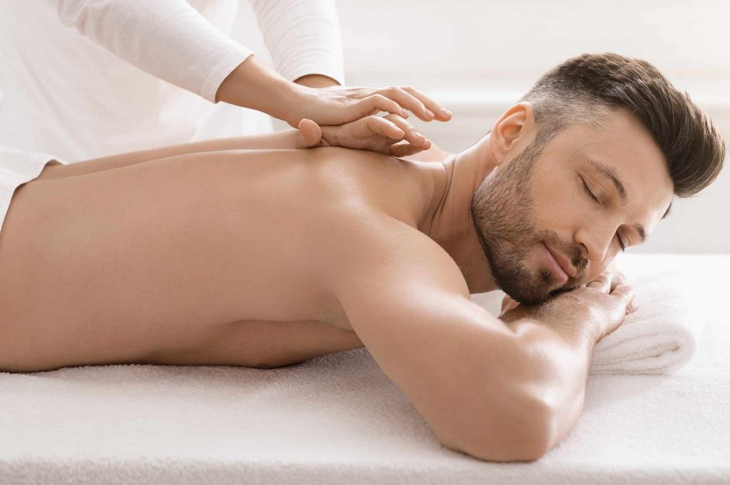 Couples Massage: Discover The Advantages And What To Anticipate